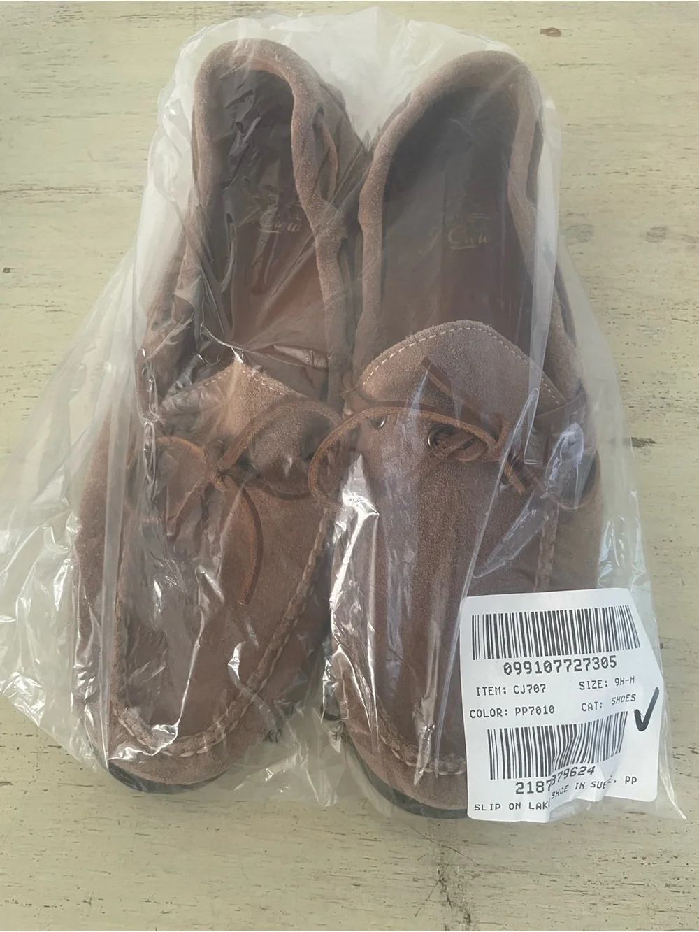 J. CREW Lake shoes in snuff suede Size 9.5 M NWD $198 CJ707